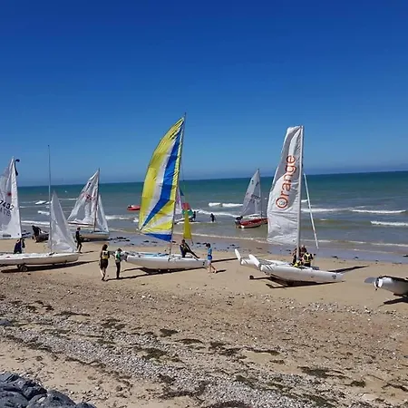 דירה Fenetre Sur Mer, Loggia Vue En Bord De קורסיי-סור-מר